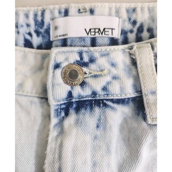 Vervet Los Angeles ~Woman Size M~ Acif Wash Distressed Cutoff Denim Jean Shorts. - Picture 9 of 12